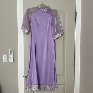 Vietnamese traditional dress - Ao dai